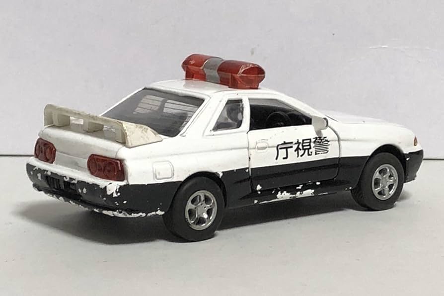 ダイヤペット日産スカイラインパトロールカー Amazon | ヨネザワ ダイヤペット 日産 スカイライン GT-R R32